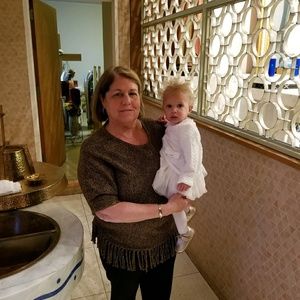 Meet your Posher, Anne